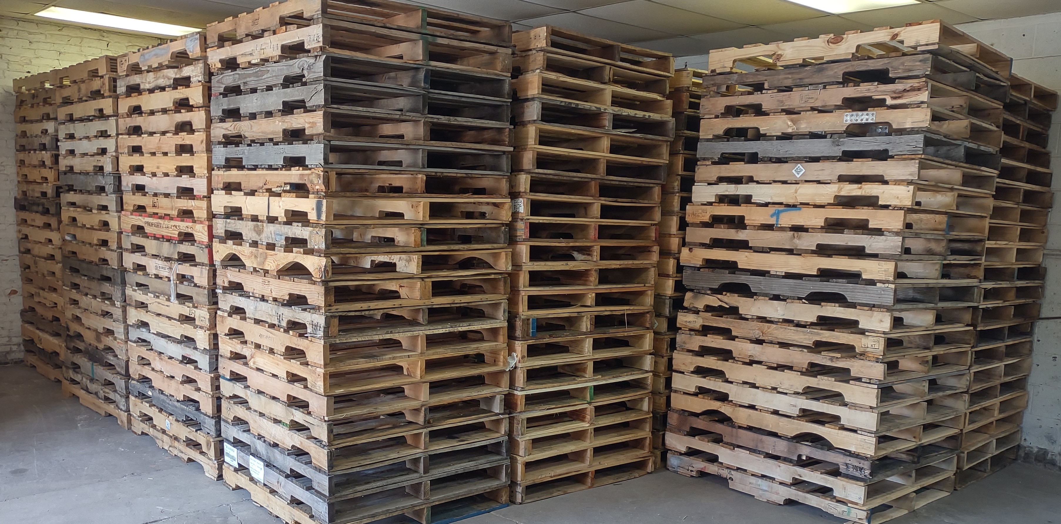 WarehousePallets